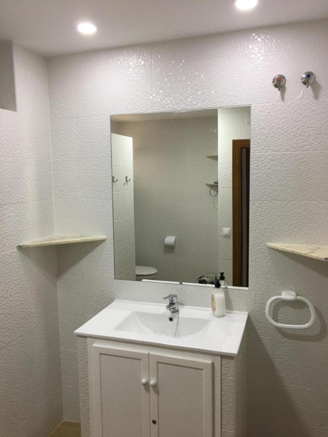 Apartamento Junto A La Playa En El Centro コニル・デ・ラ・フロンテラ エクステリア 写真