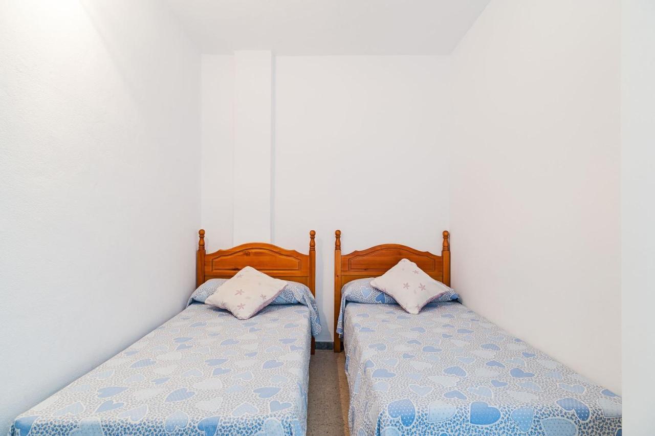 Apartamento Junto A La Playa En El Centro コニル・デ・ラ・フロンテラ エクステリア 写真