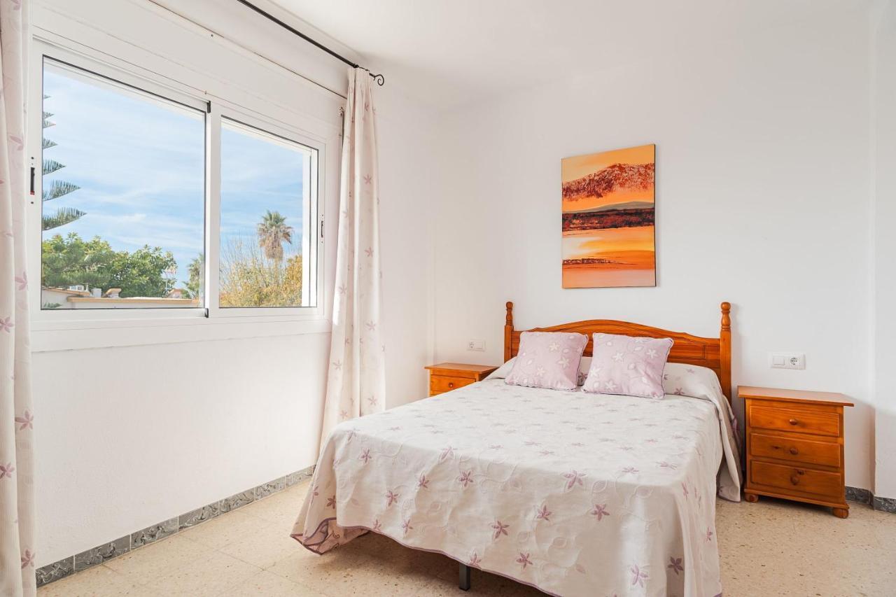 Apartamento Junto A La Playa En El Centro コニル・デ・ラ・フロンテラ エクステリア 写真